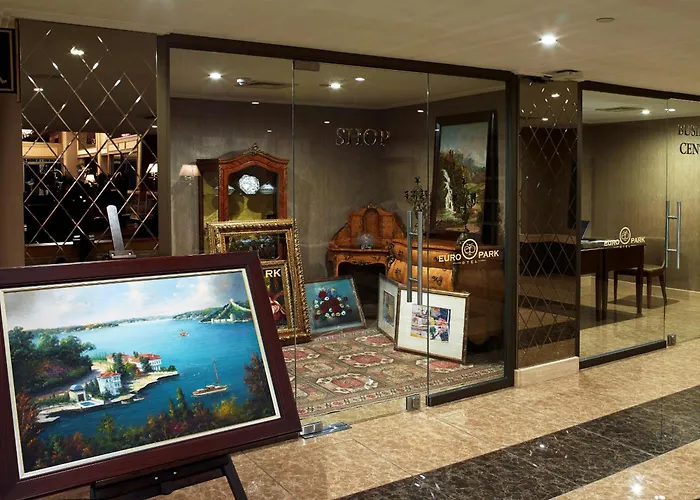 Отель Euro Park 5*