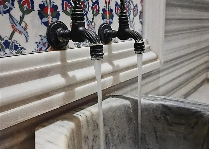 Отель Euro Park 5*